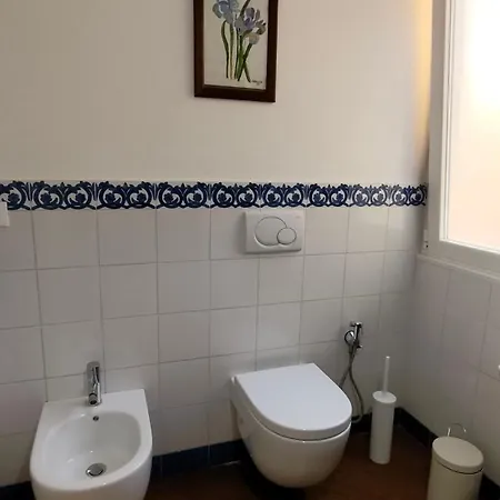 Tutto Intorno A Te Genua