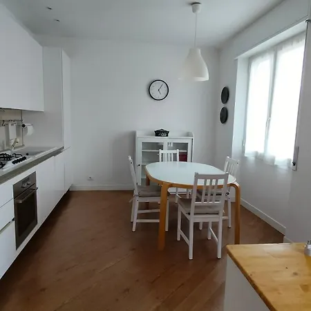 Tutto Intorno A Te * Genua