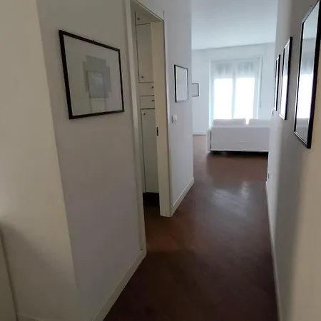 Tutto Intorno A Te